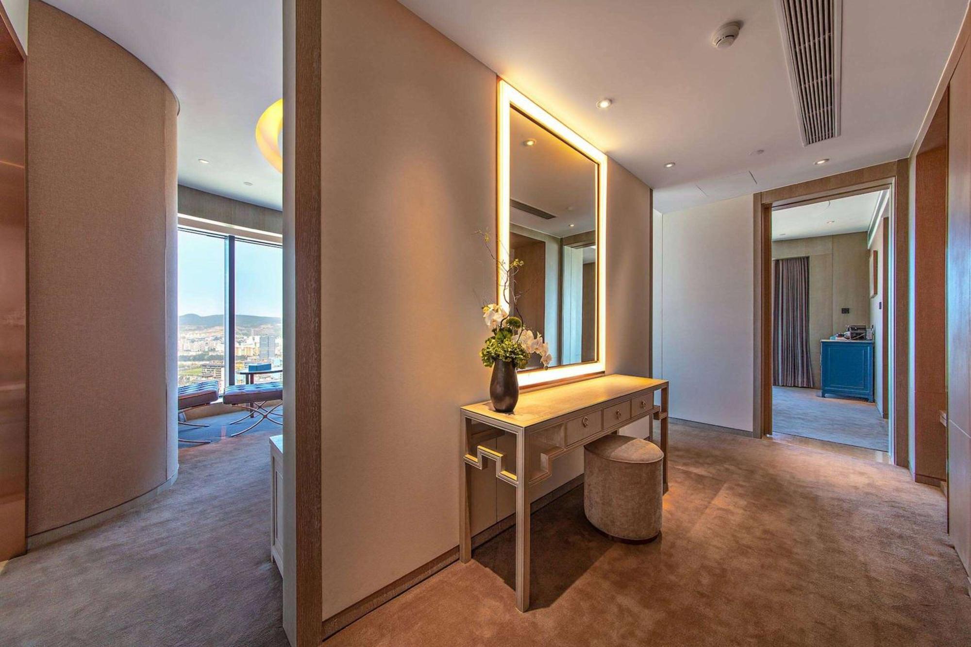 Kunming Huiyue Wyndham Hotel Екстериор снимка
