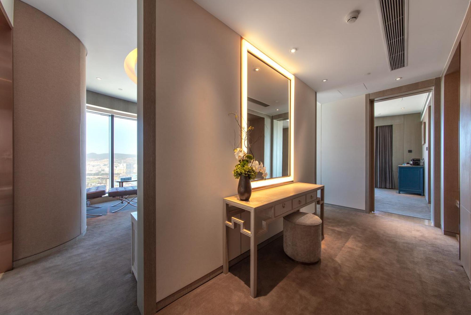 Kunming Huiyue Wyndham Hotel Екстериор снимка