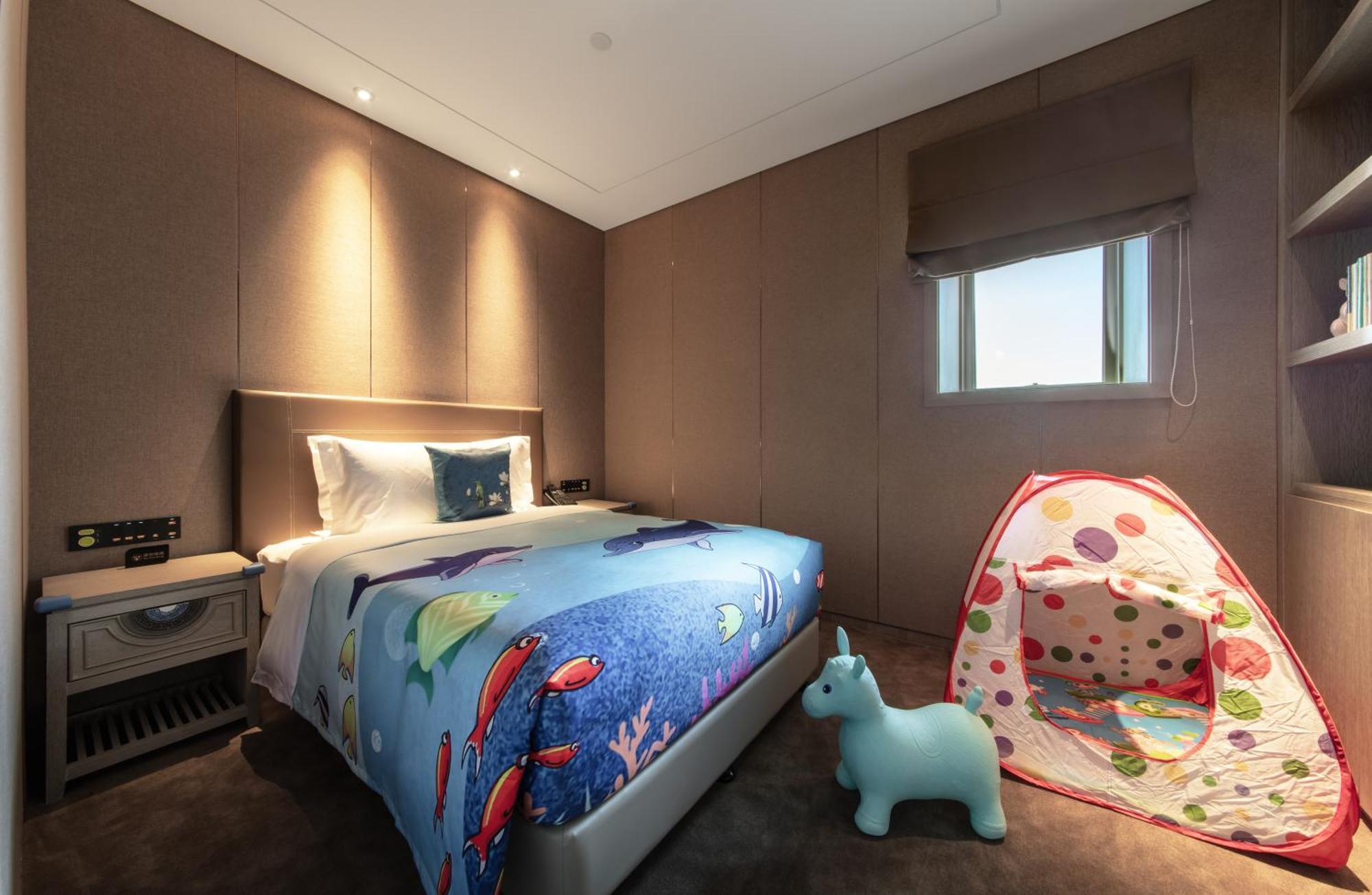 Kunming Huiyue Wyndham Hotel Екстериор снимка